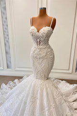 Charming Sleeveless Spaghetti Straps Mermaid Wedding Dress with Ruffles